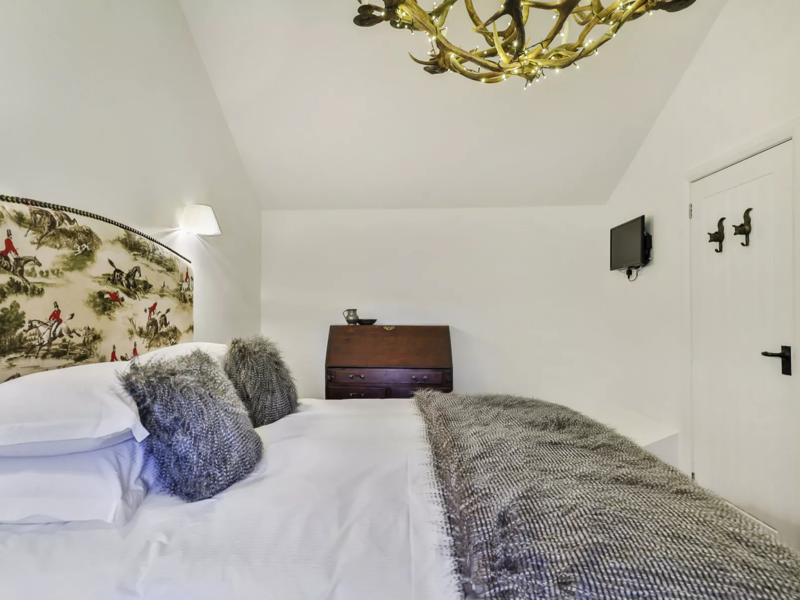 Middle Warble Stables-Binnen