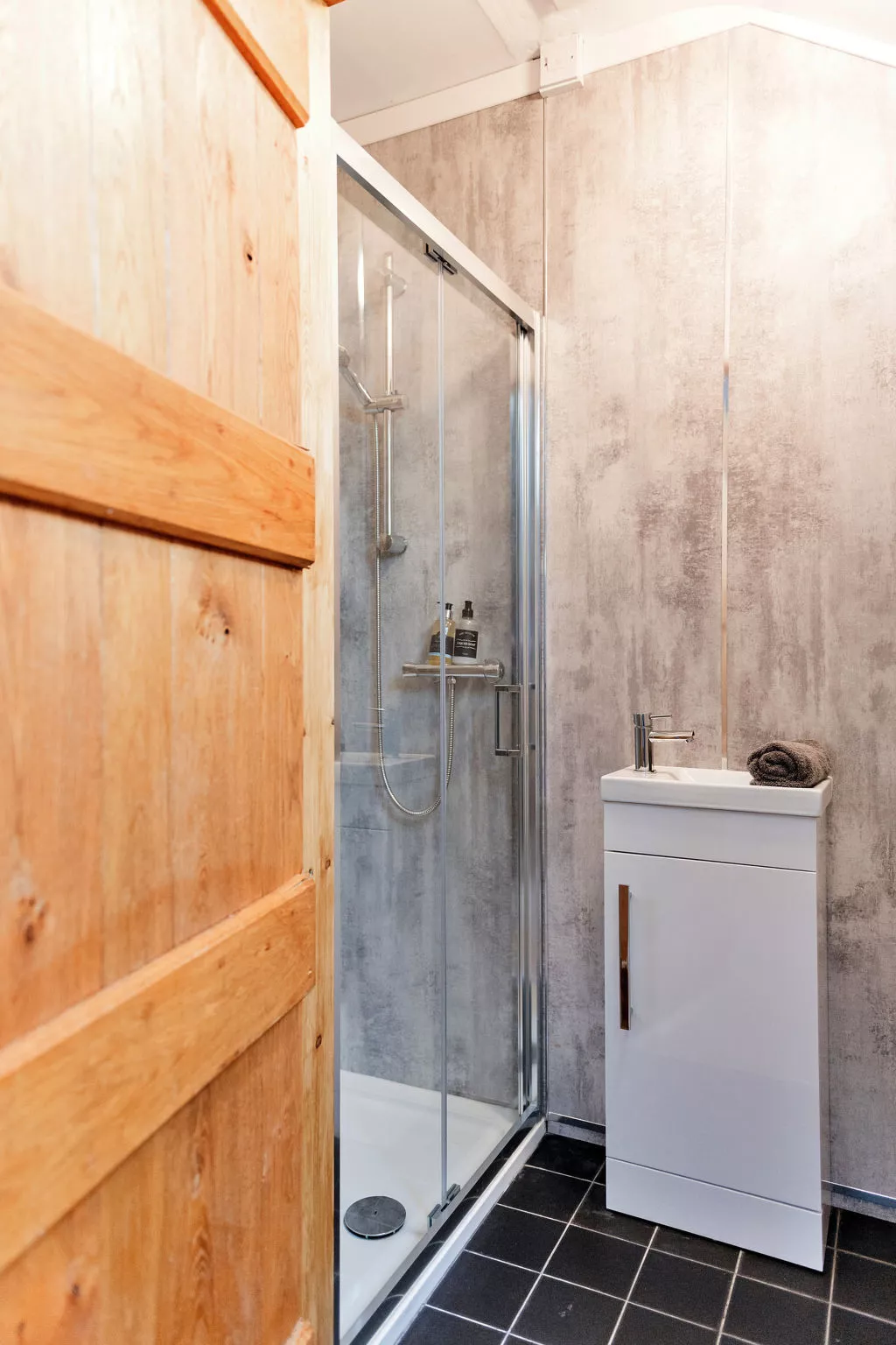 The Welsh Farmhouse-Binnen