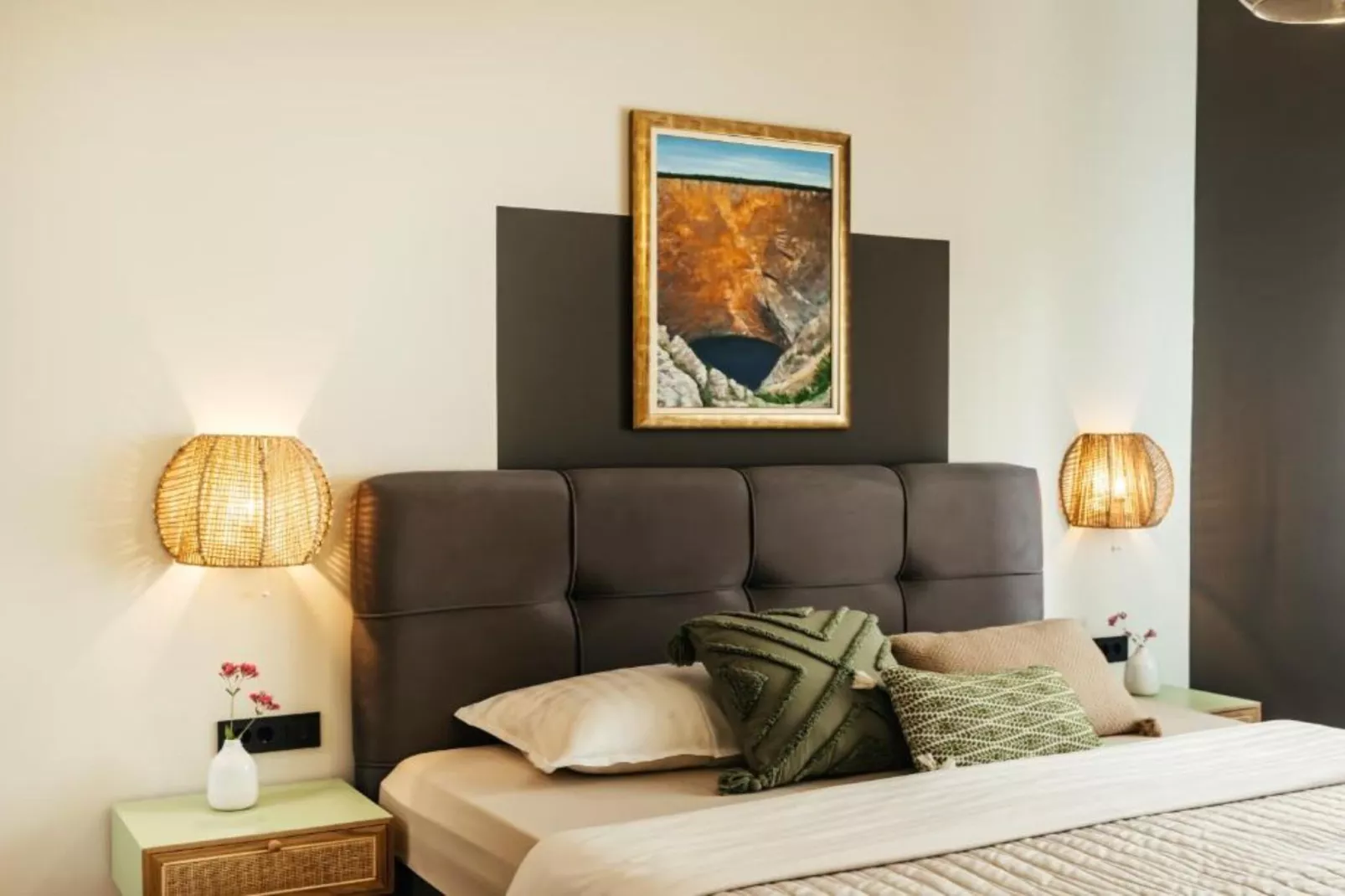 Luxury Villa Lara with Heated Pool, Hot-Tub and Sauna - Six Bedroom Villa with Pool-Slaapkamer