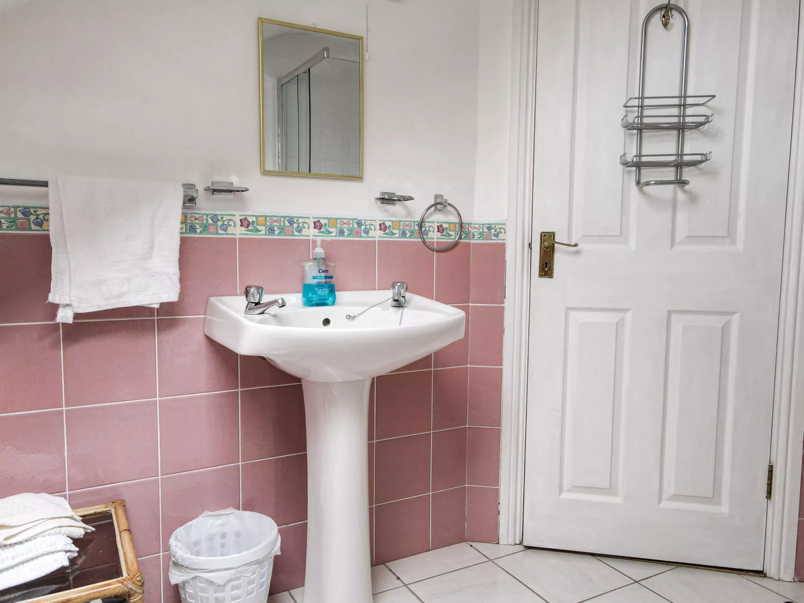 Achill Sound HV No 9-Binnen