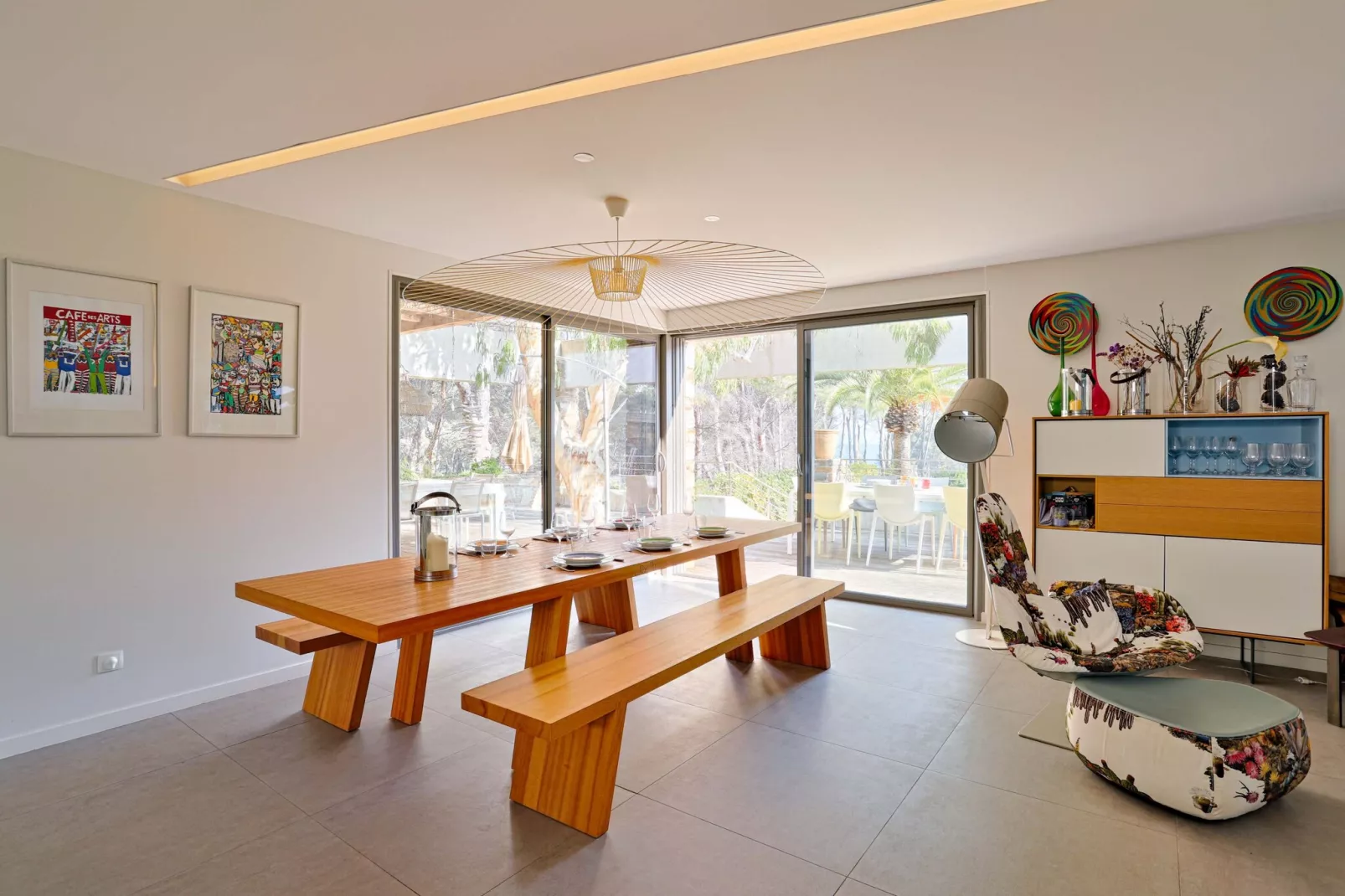 Villa Ephelele-Eetkamer