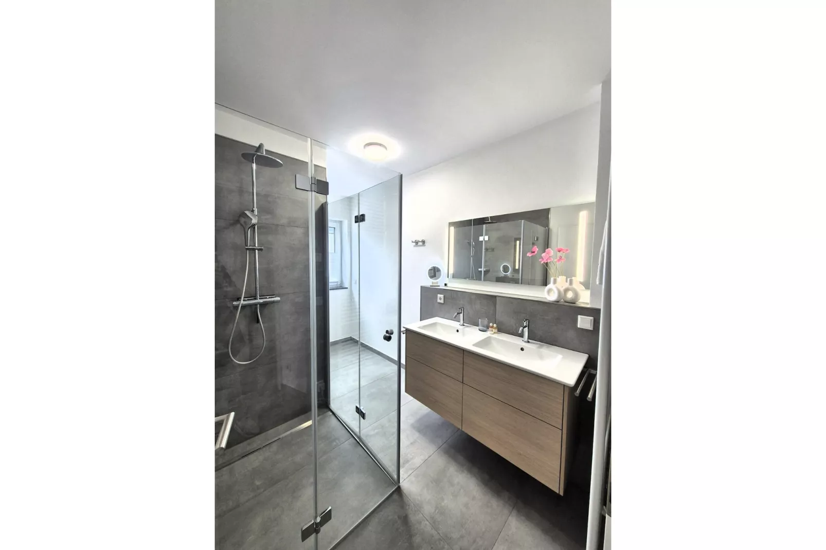 2 SZ Deluxe/ 5P- Winterberg Appartement 21134-Badkamer
