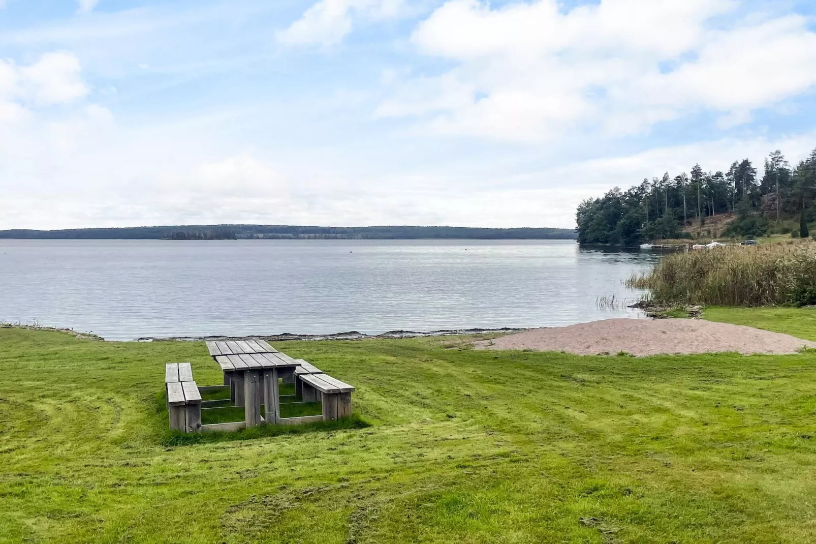 Villa in de archipel met zwembad en terras-Niet-getagd