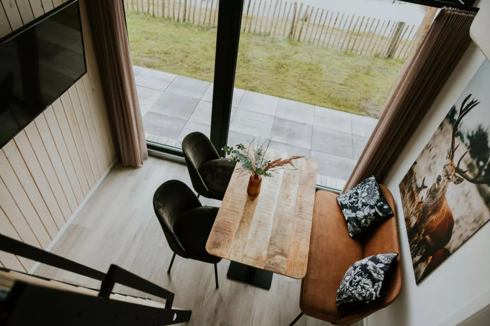 Tiny house XL | 2-4 persoons-Eetkamer