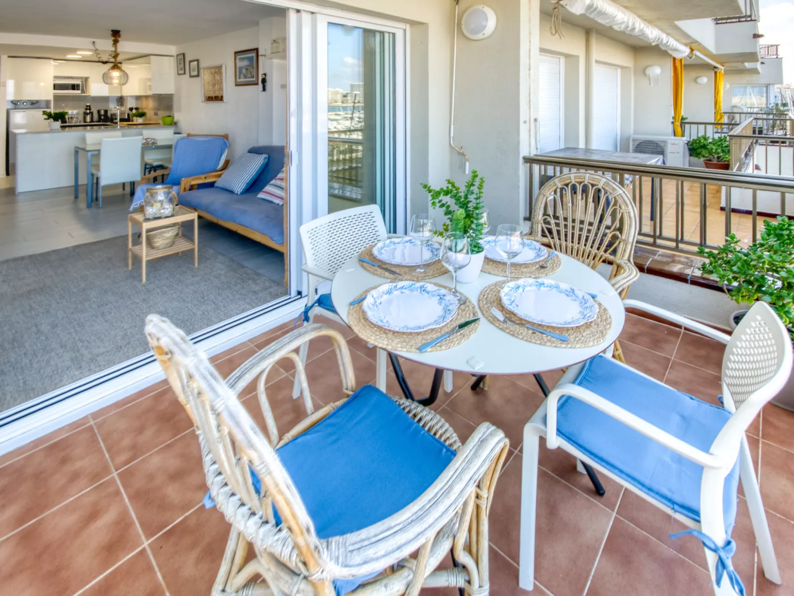 Port L'escala-Buiten