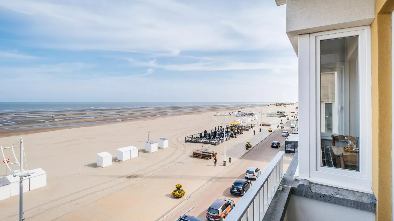 Nepto troisième-Uitzicht zomer