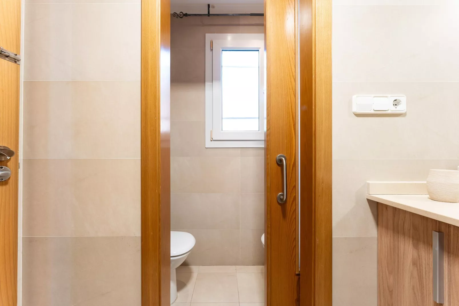 CT 337 GR - Faro's Fuente Almuñecar Apartment - Seaviews-Badkamer