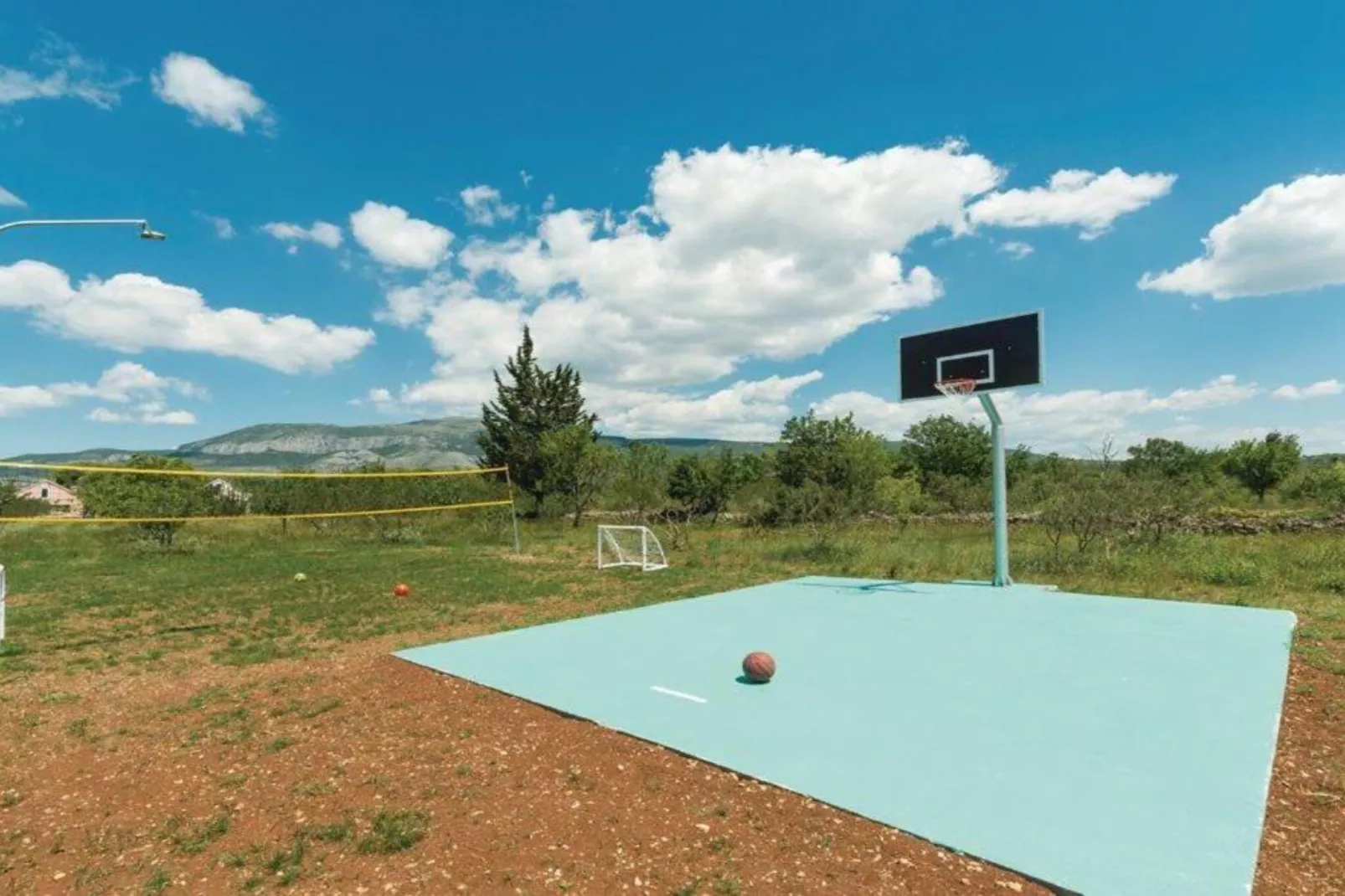 Holiday Home Marin AS with Pool-Buitenlucht