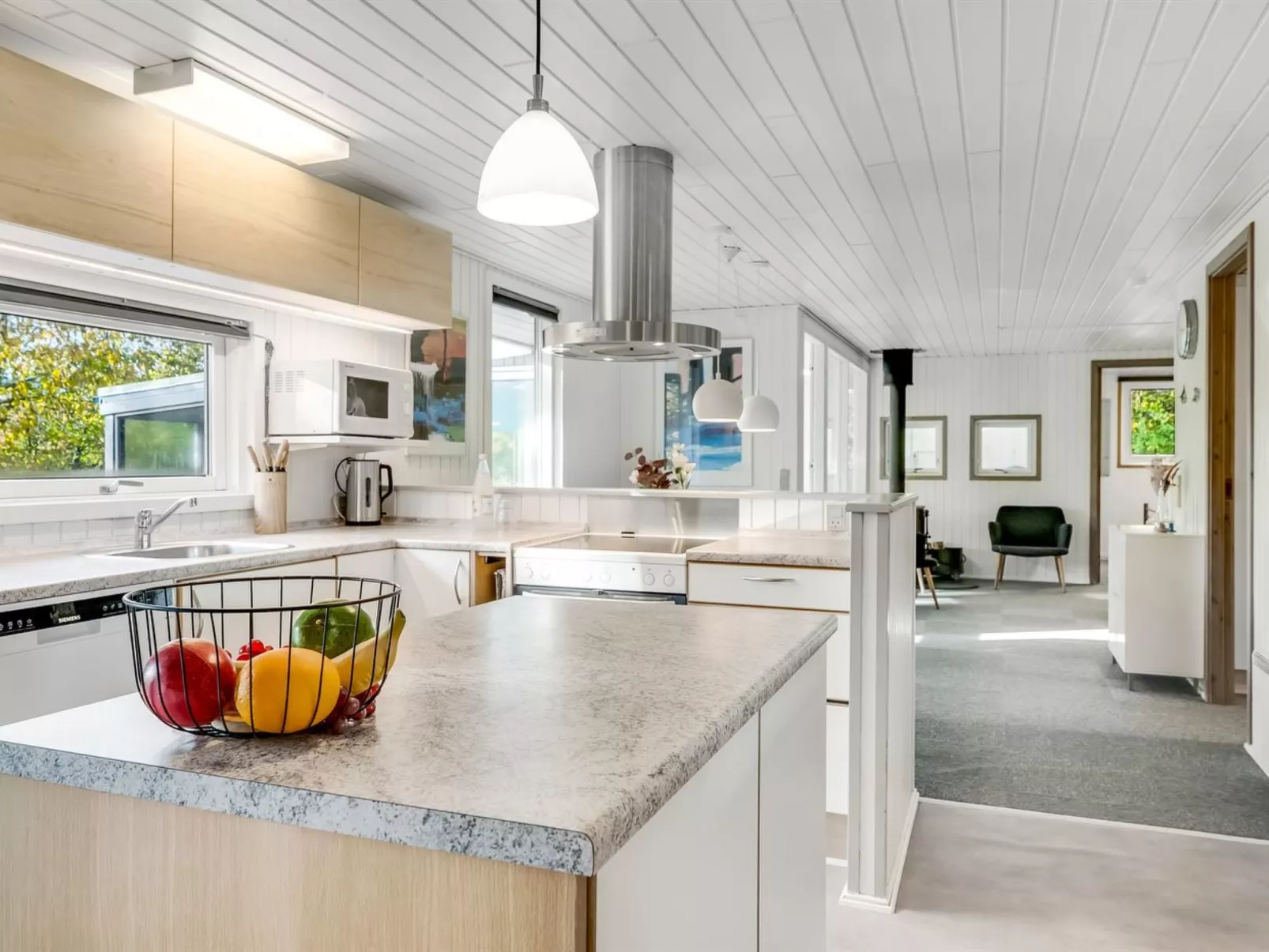 "Tamina" - 800m to the fjord-Binnen