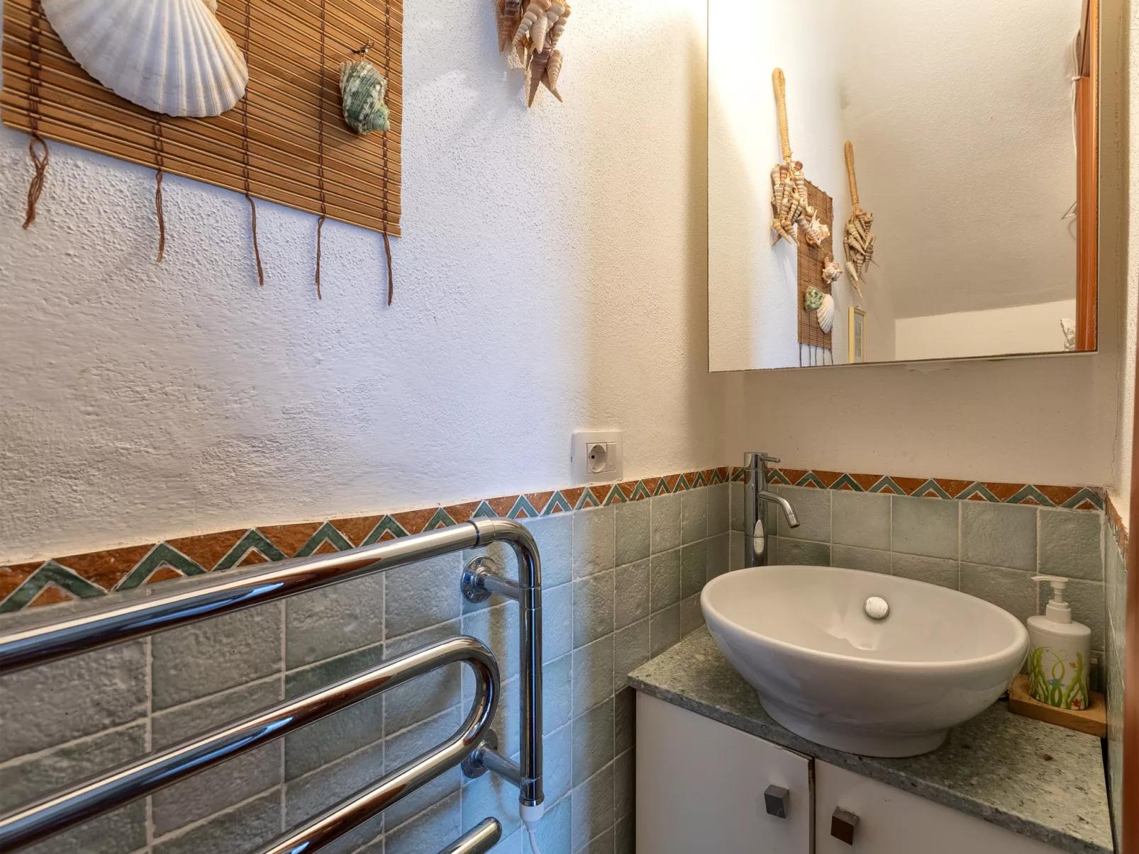 Baia Delle Mimose-Binnen