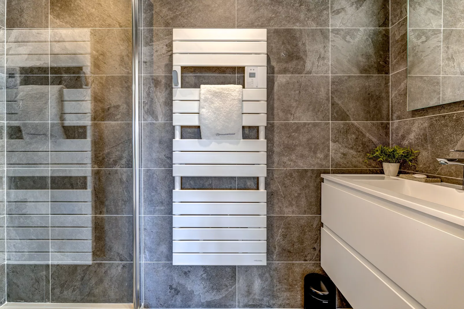 Blanc Mont Blanc 303-Badkamer