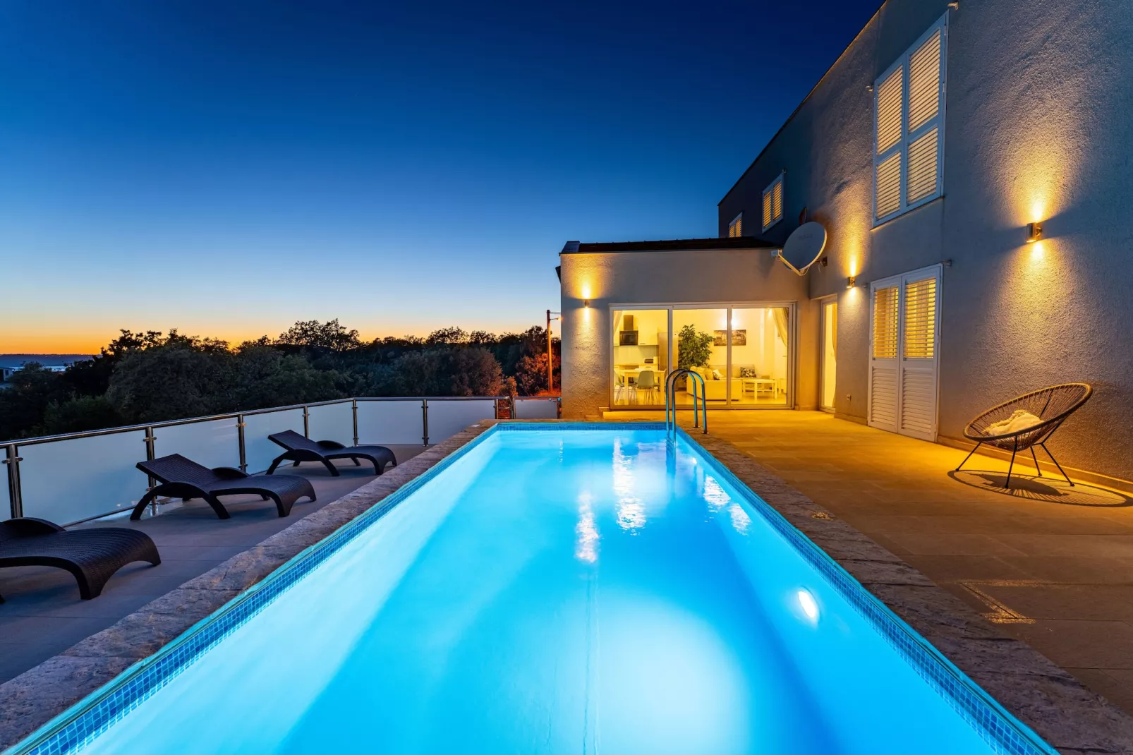 Sea view Villa Anpero-Zwembad