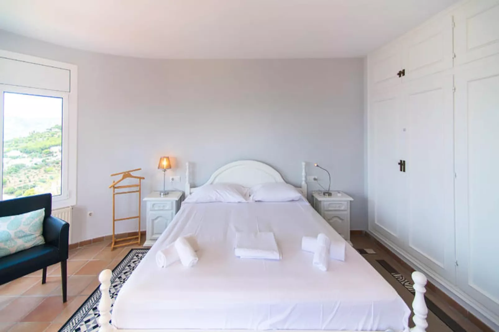 Maison à Roses-Niet-getagd