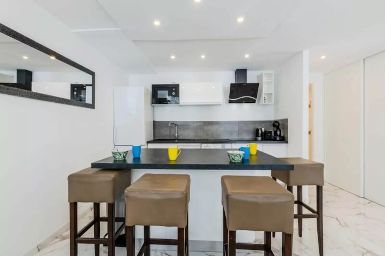 Résidence 90m2 Sur La Croisette Avec Terrasse & Vue Mer-Niet-getagd