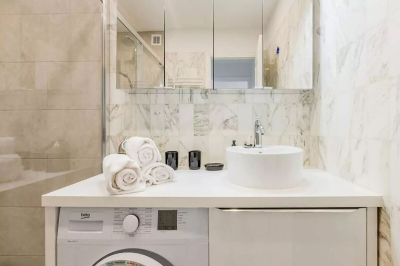 Résidence 3p R&eacute;nov&eacute; Au C&oelig;ur D&rsquo;un Parc Arbor&eacute; &agrave; 5min Du Centre-Niet-getagd