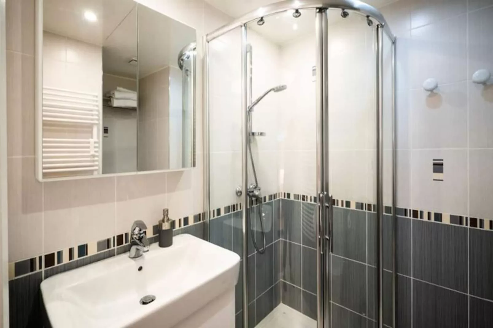 Résidence 3p R&eacute;sidence De Standing, Avec Vue Mer & Piscine-Niet-getagd