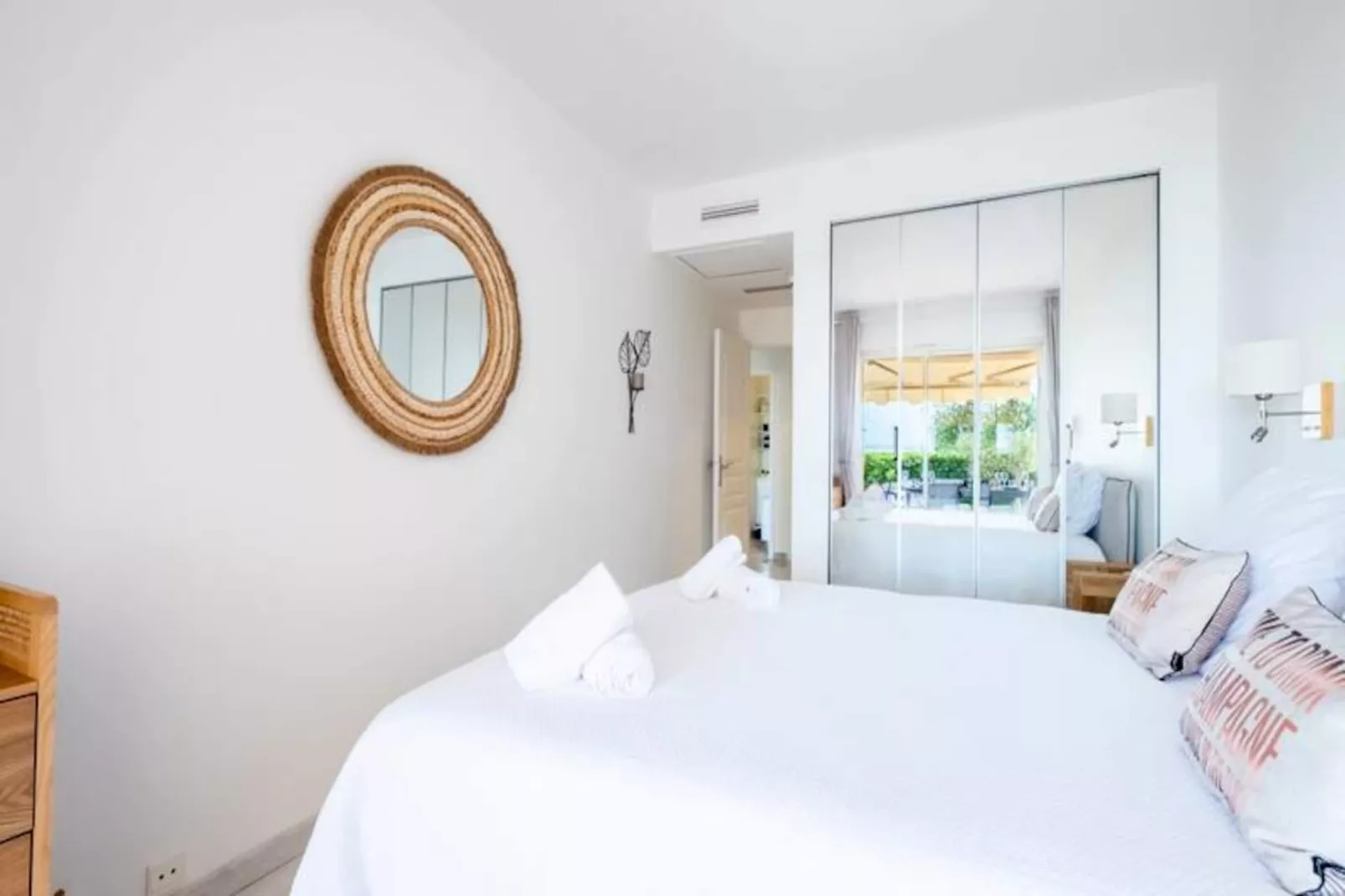 Résidence Rare ! Superbe 3 Pi&egrave;ces Avec Jardin Face &agrave; La Mer-Niet-getagd