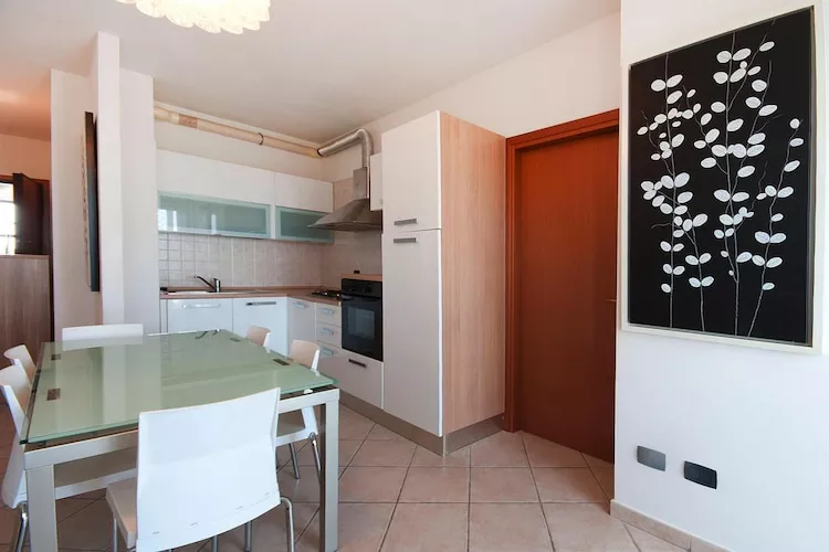 Holiday residence Santa Constanza San Vincenzo-Trilo 6 Comfort-Keuken