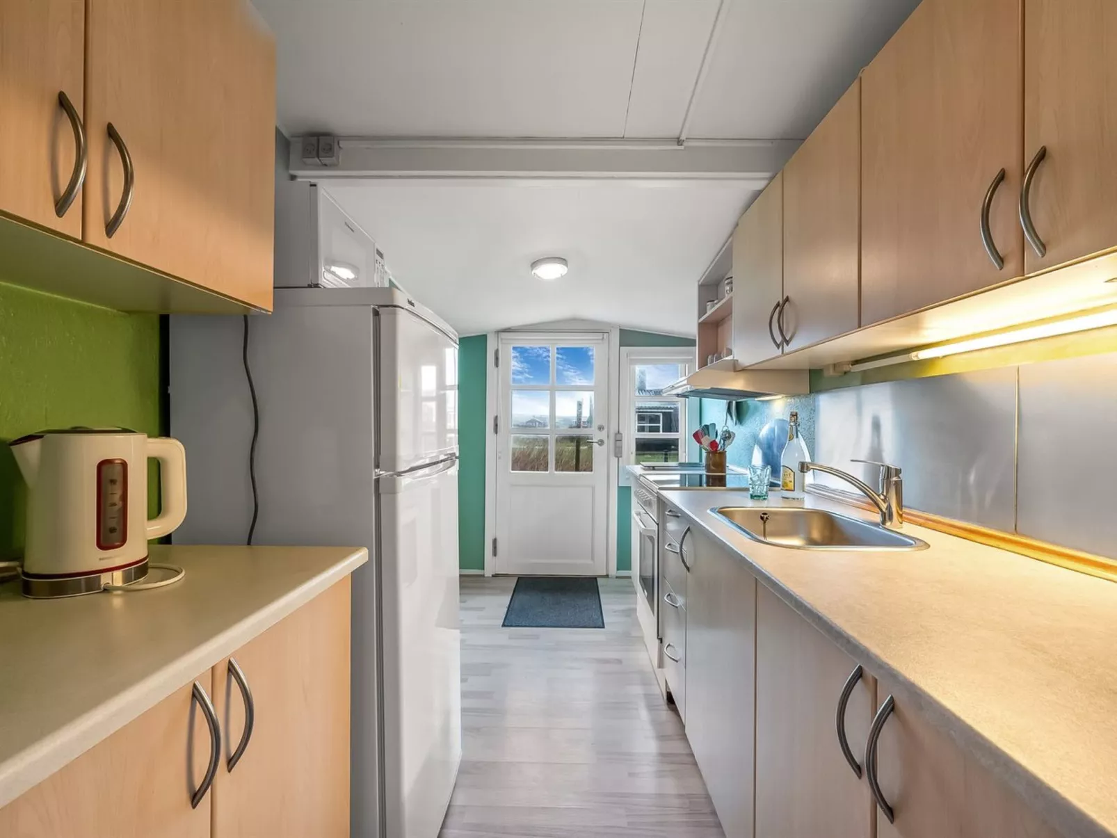 "Luiza" - 300m from the sea-Binnen