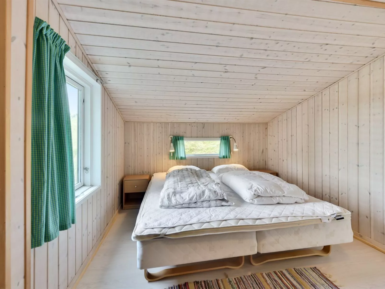 "Vamika" - 400m to the fjord-Binnen