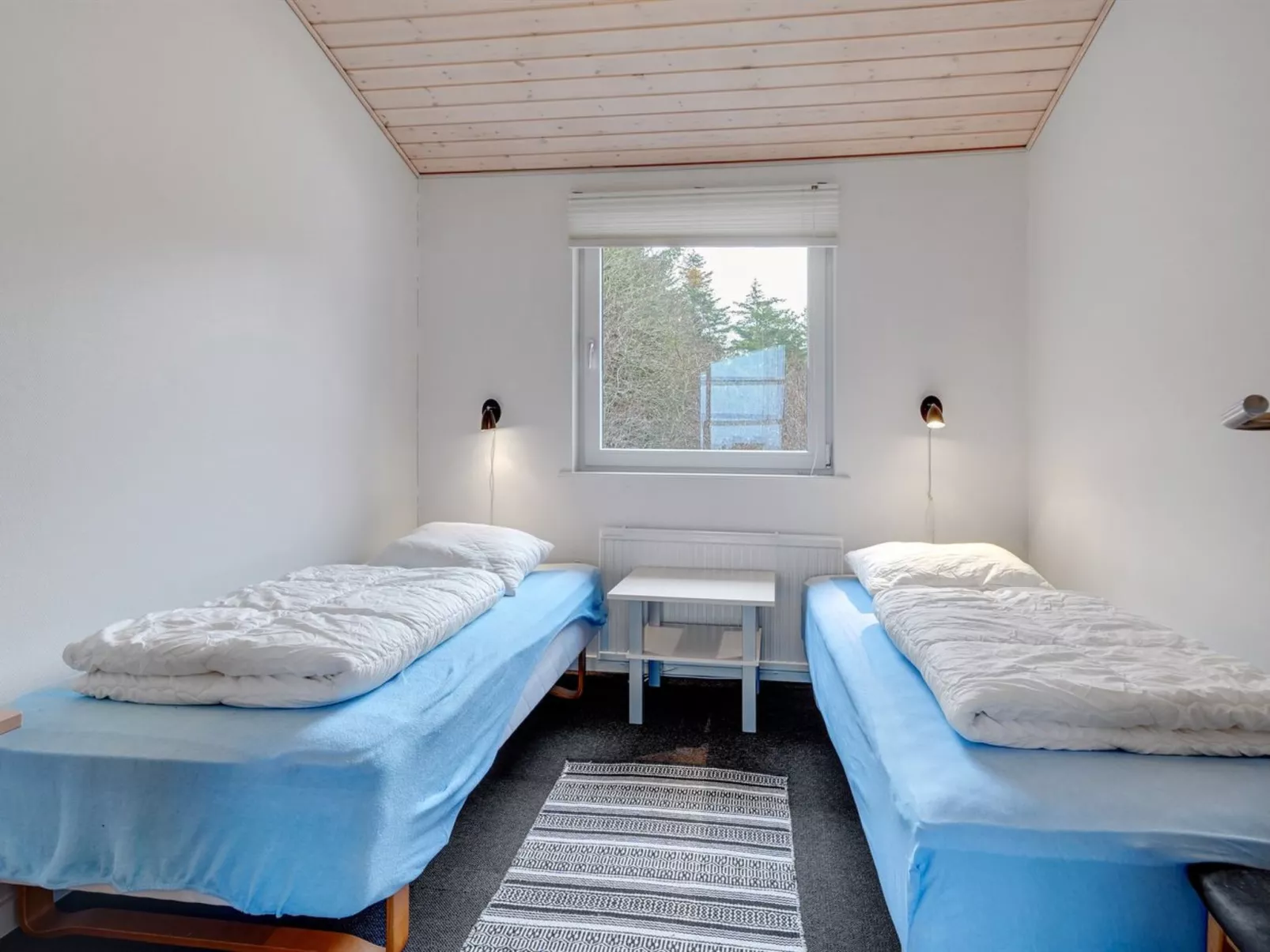 "Awenita" - 50m to the fjord-Binnen