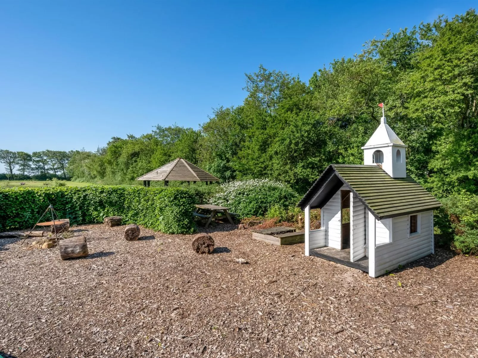 "Edine" - 4.5km from the sea-Buiten