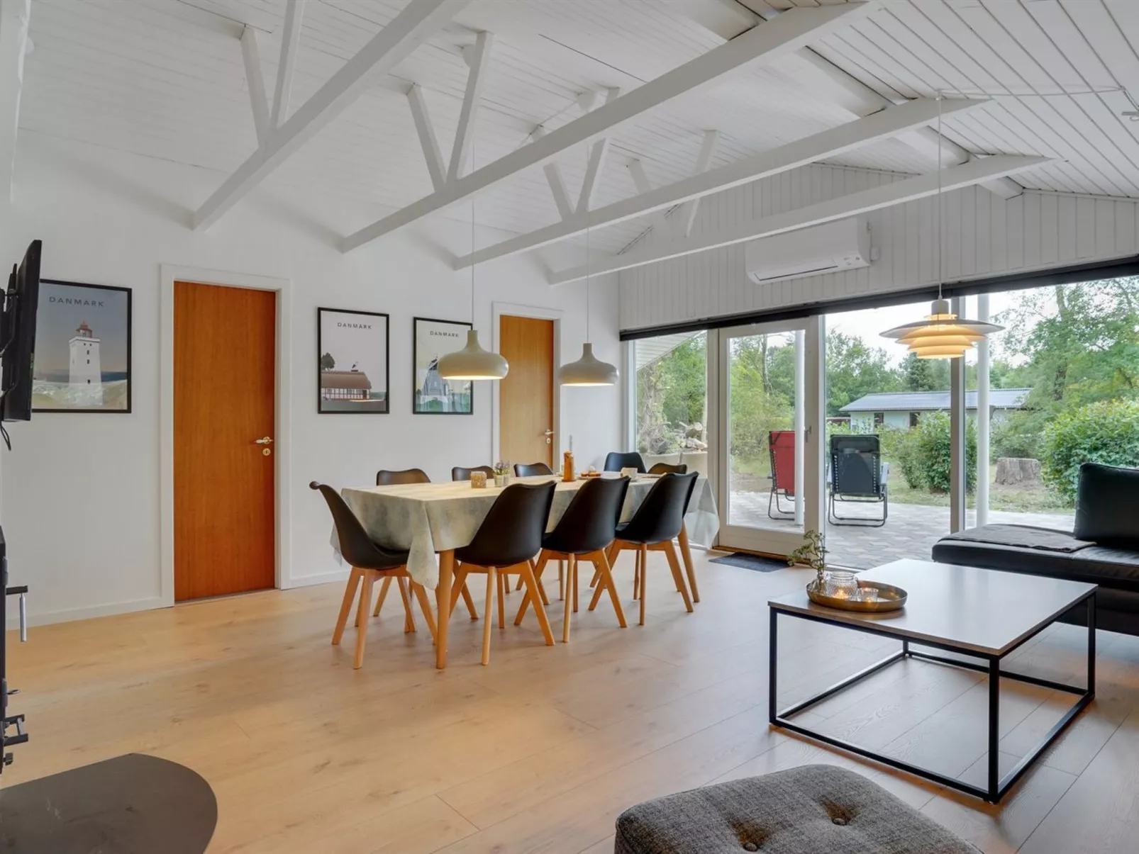 "Jakko" - 300m from the sea-Binnen