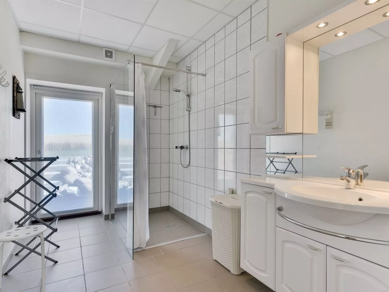 "Henne" - 2.5km from the sea-Binnen