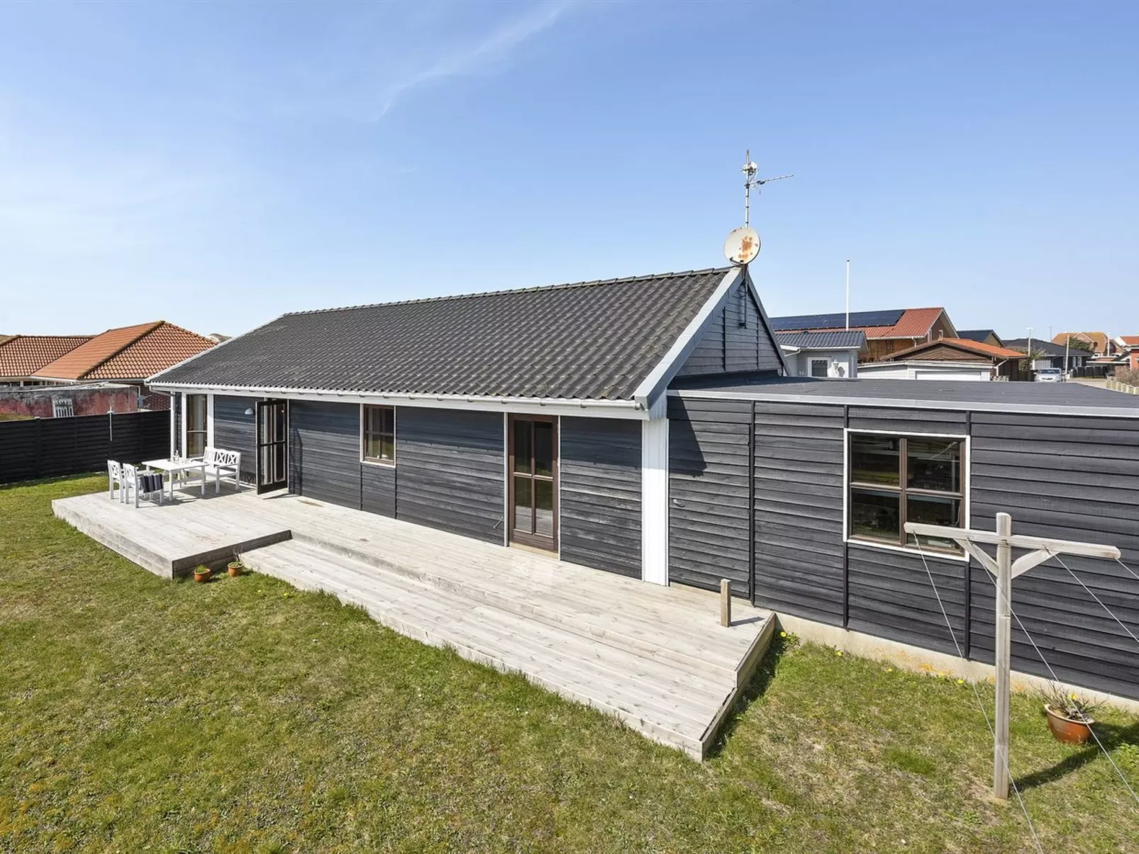 "Ottmar" -  from the sea-Buiten