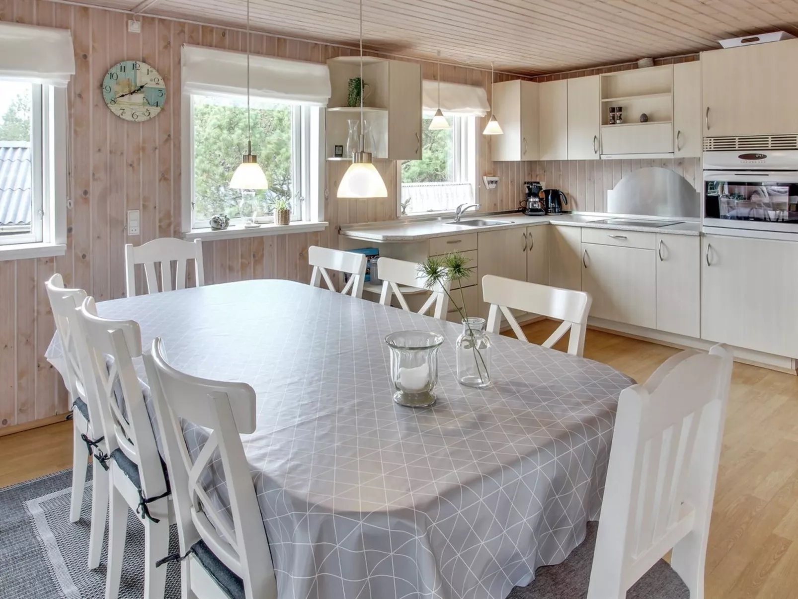 "Annakarin" - 500m from the sea-Binnen