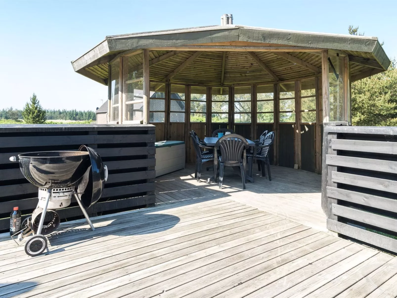 "Elinbjörn" - 1km from the sea-Buiten