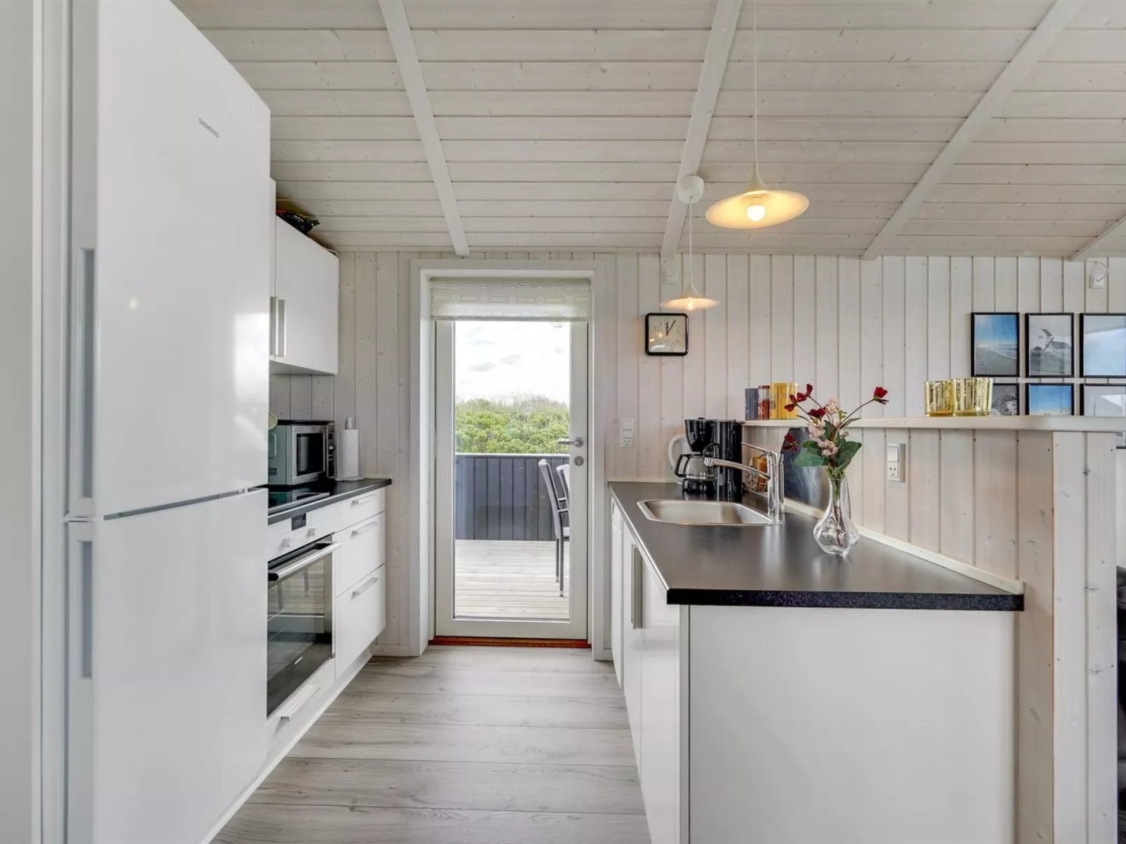 "Erza" - 500m from the sea-Binnen