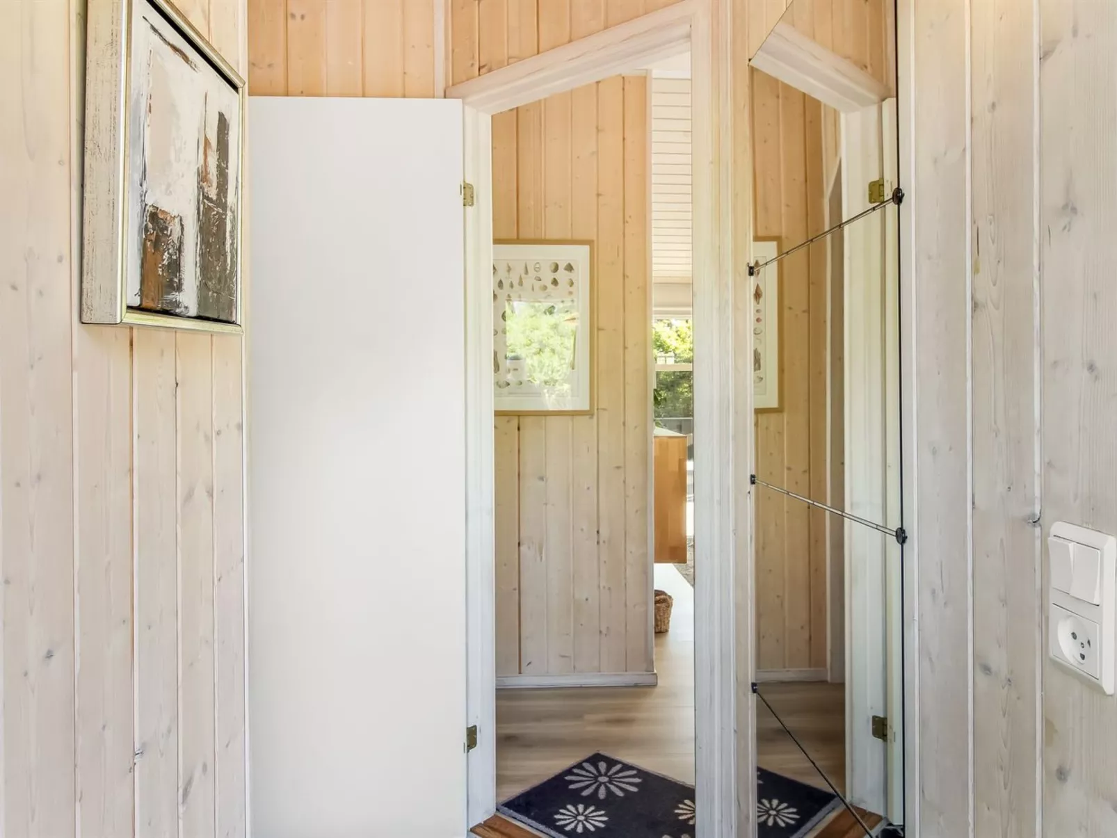 "Elvan" - 450m from the sea-Binnen