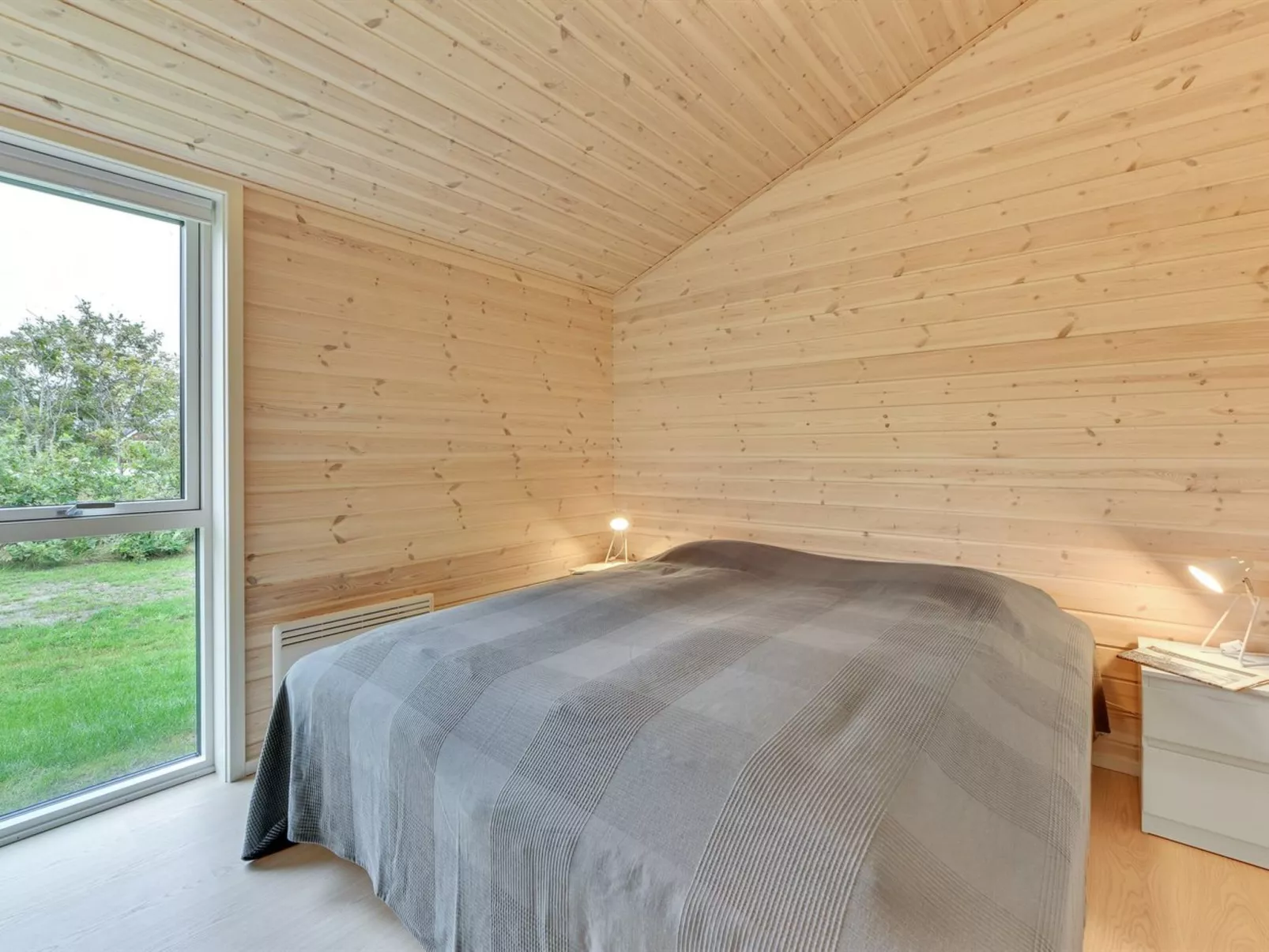 "Tindra" - 30m to the fjord-Binnen