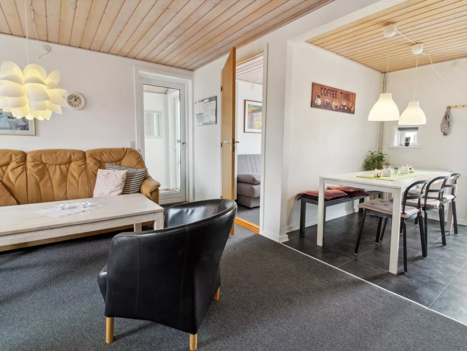 "Alfa" - 2.3km from the sea-Binnen