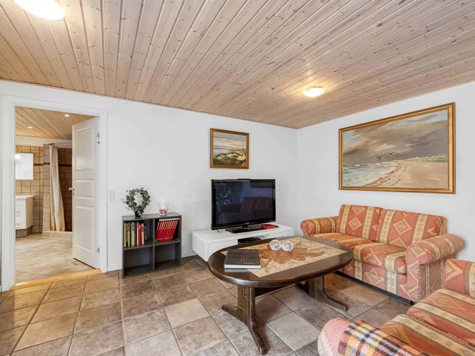 "Ginny" - 300m to the fjord-Binnen