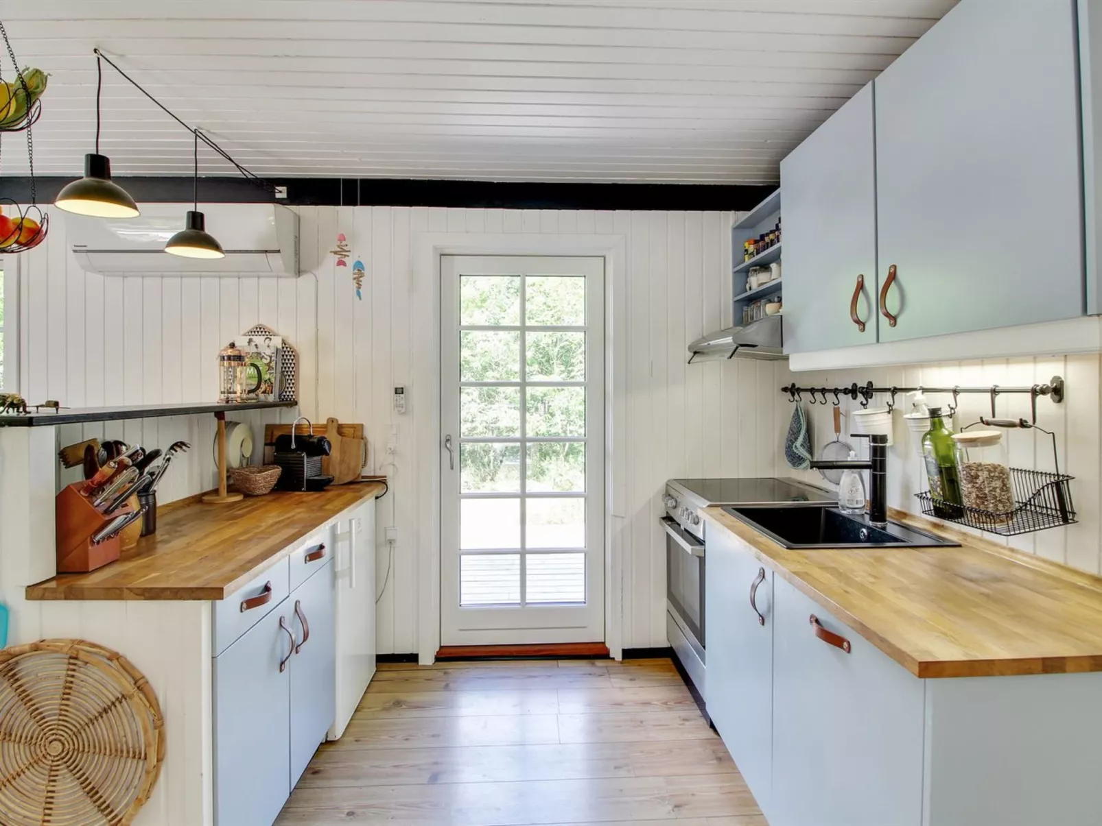 "Øllegård" - 250m from the sea-Binnen