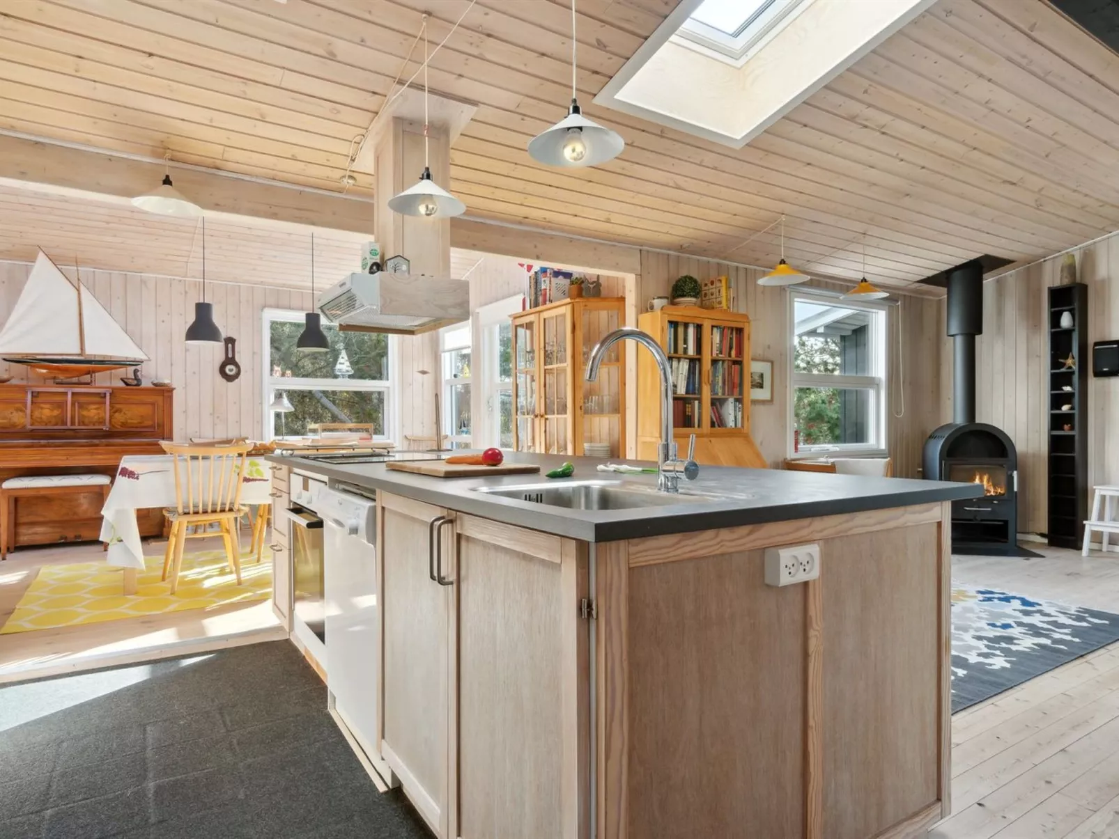 "Eroll" - 1.8km from the sea-Binnen