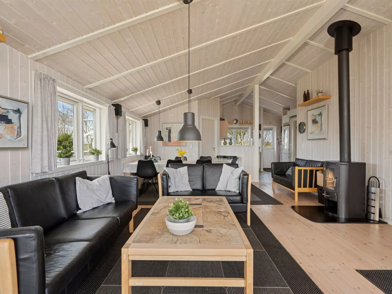 "Tjakko" - 700m from the sea-Binnen