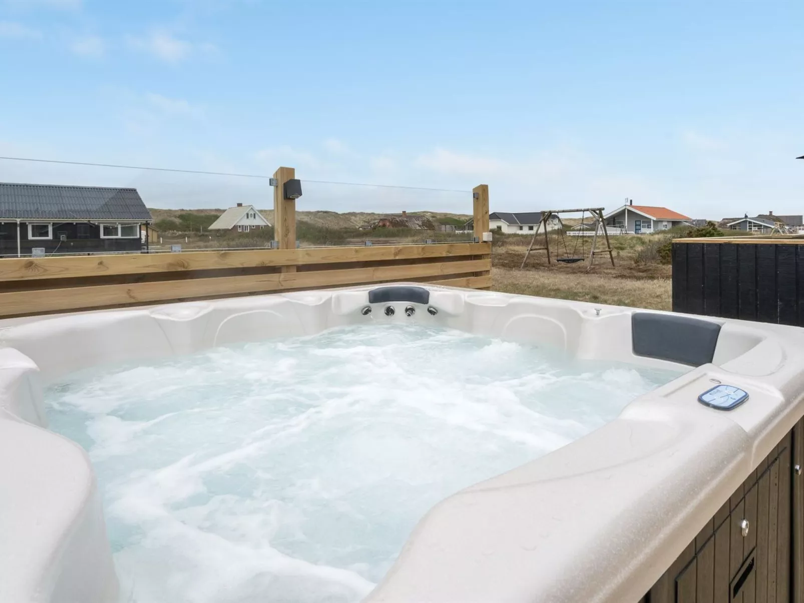 "Kristanna" - 150m from the sea-Binnen