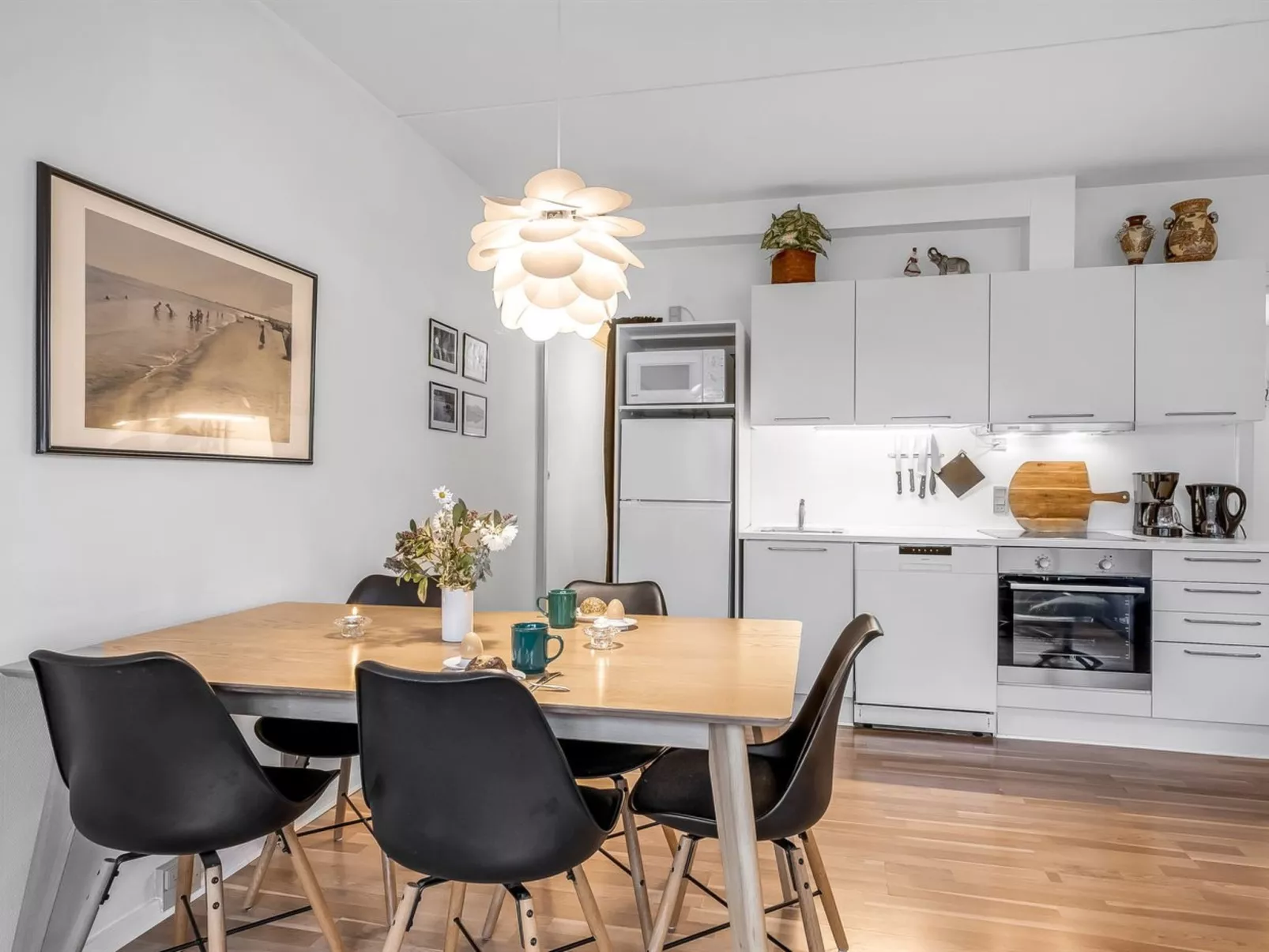 "Anastasia" - 200m from the sea-Binnen