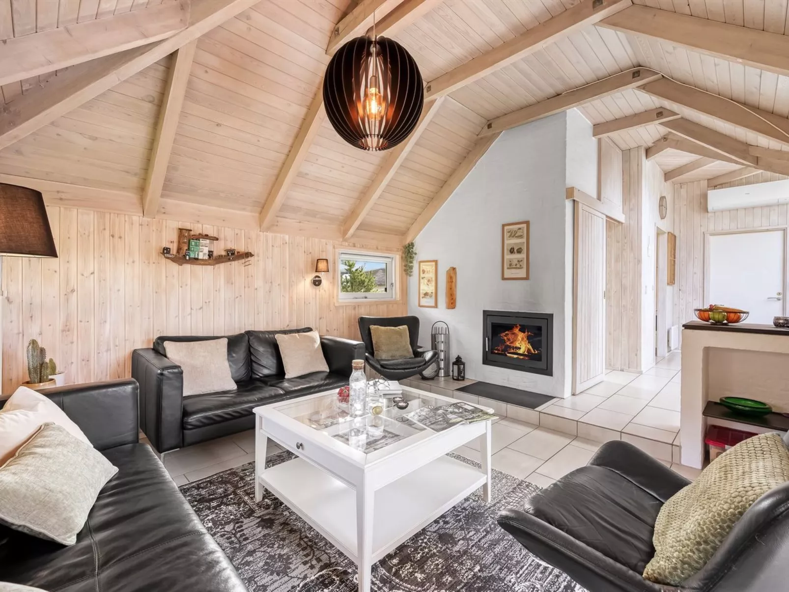 "Kenny" - 1.2km from the sea-Binnen