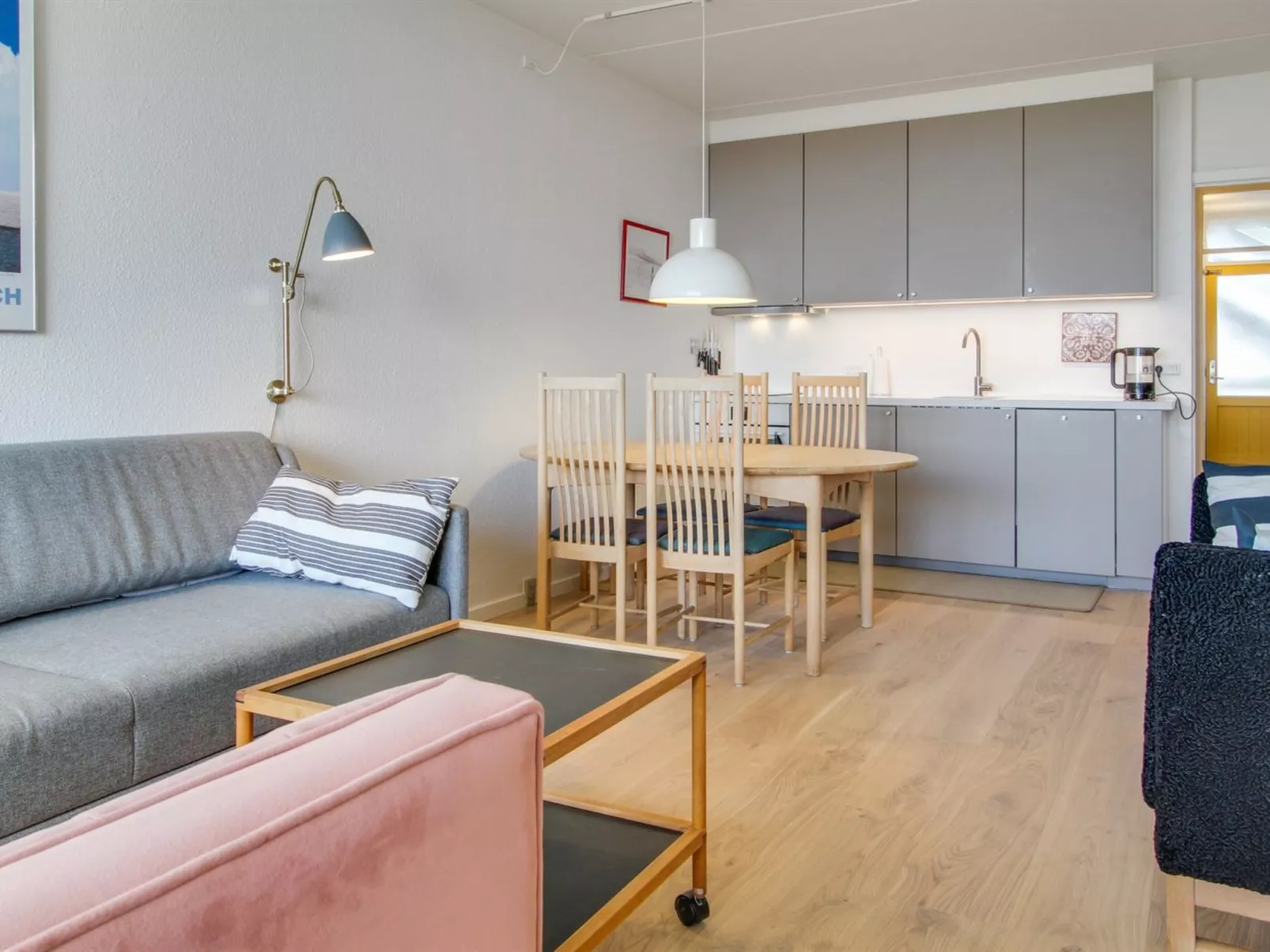 "Anedorte" - 50m from the sea-Binnen