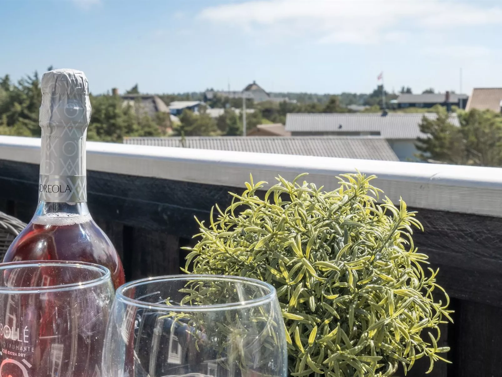 "Erikke" - 300m from the sea-Buiten