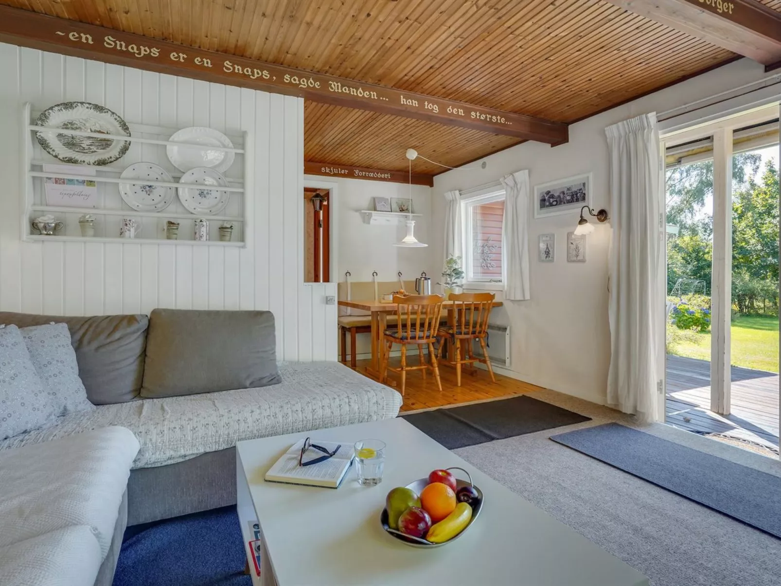 "Rahilka" - 700m from the sea-Binnen