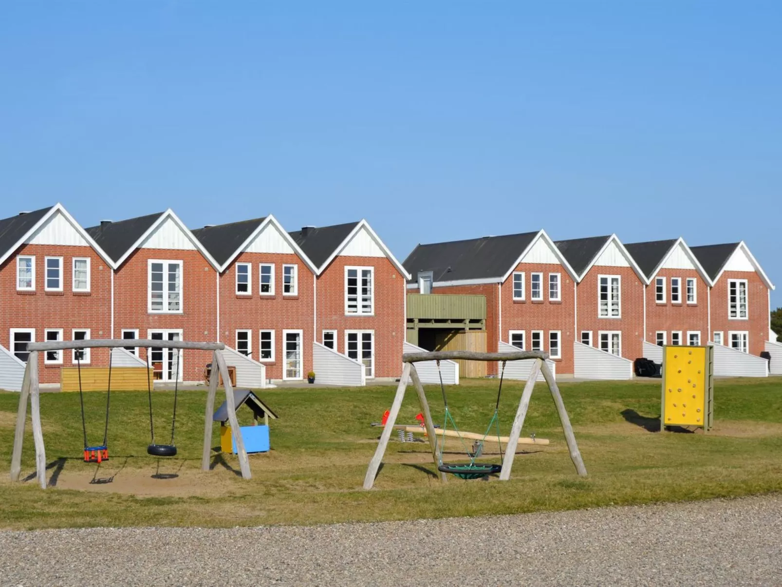 "Rauha" - 2.3km from the sea-Buiten