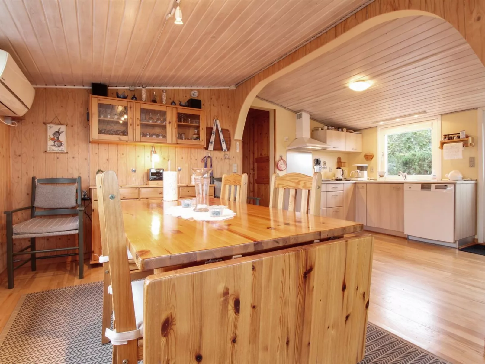 "Lilibeth" - 300m from the sea-Binnen