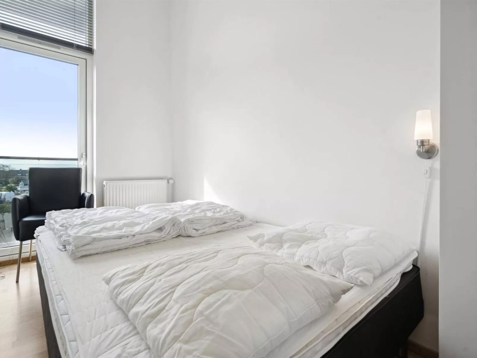 "Theis" - 100m from the sea-Binnen