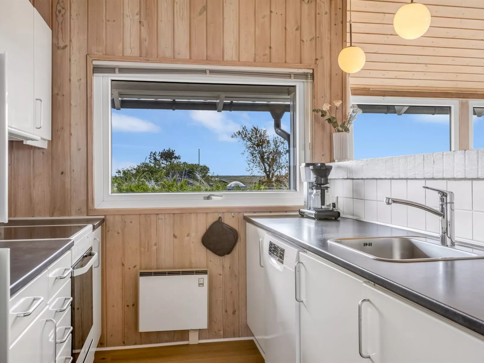 "Gudmar" - 500m from the sea-Binnen