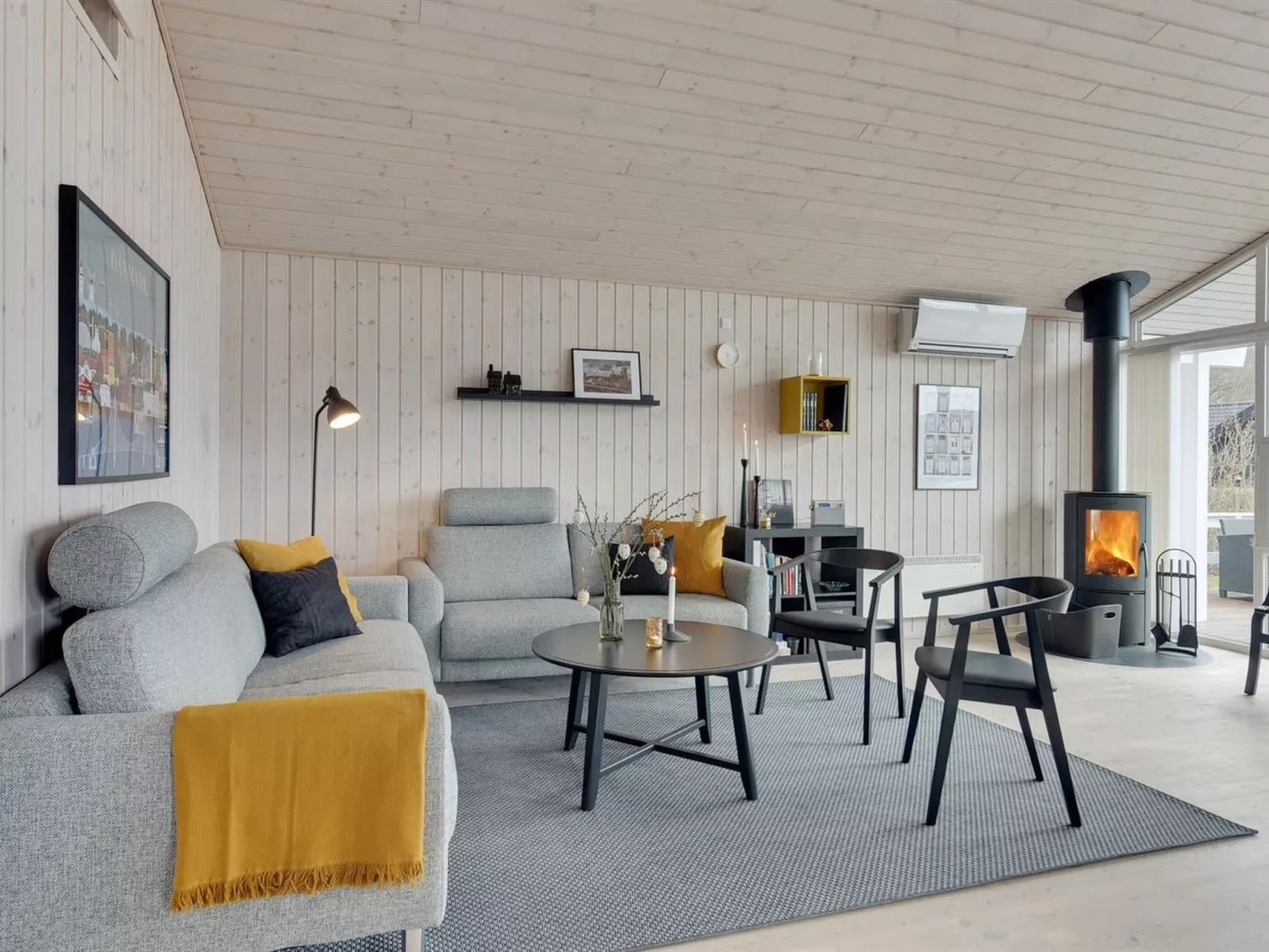 "Darja" - 300m from the sea-Binnen